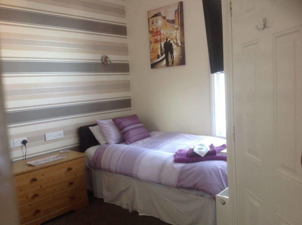 Cleasewood Guest House Great Yarmouth Exterior photo